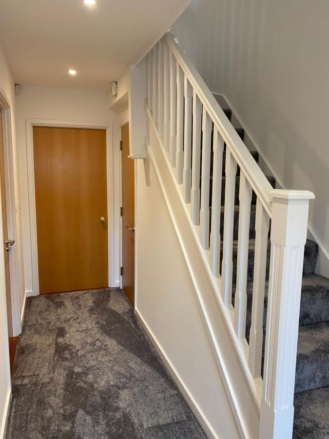 Riverside Townhouse, Only 20 Minutes From Brighton And Worthing Шорем-бай-Си Экстерьер фото