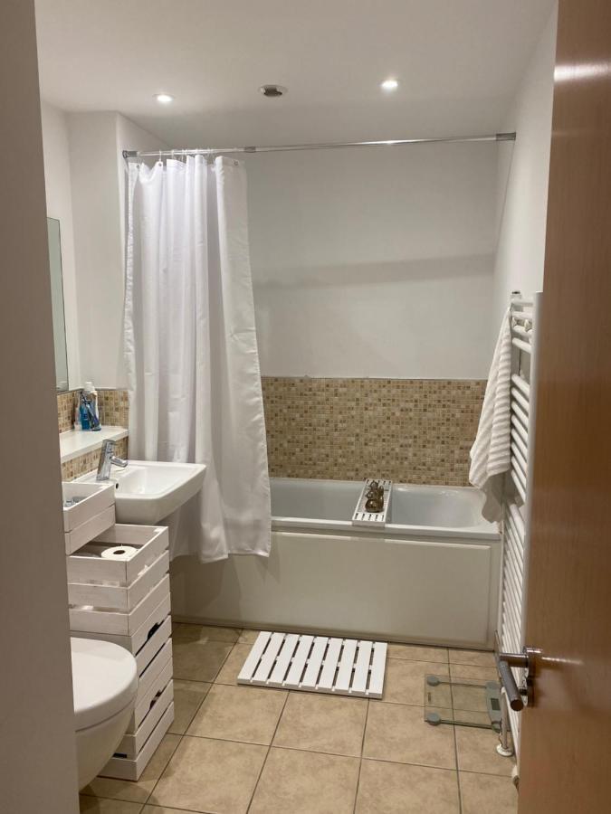 Riverside Townhouse, Only 20 Minutes From Brighton And Worthing Шорем-бай-Си Экстерьер фото