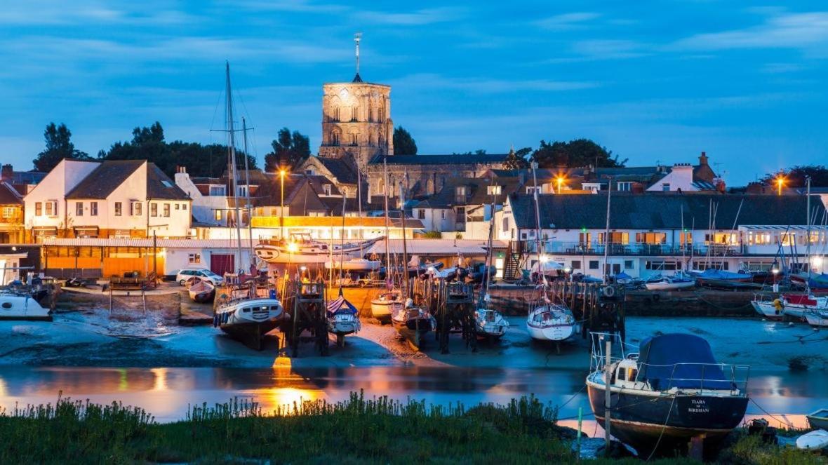 Riverside Townhouse, Only 20 Minutes From Brighton And Worthing Шорем-бай-Си Экстерьер фото